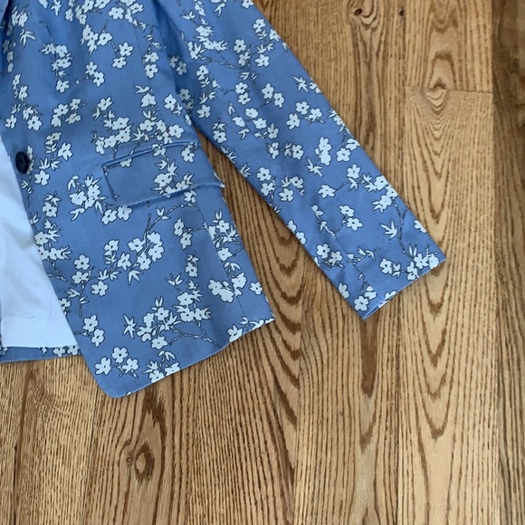 Spring Blazer - Picture 3 of 14